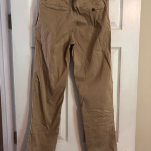 American Eagle men’s khakis size 32x34